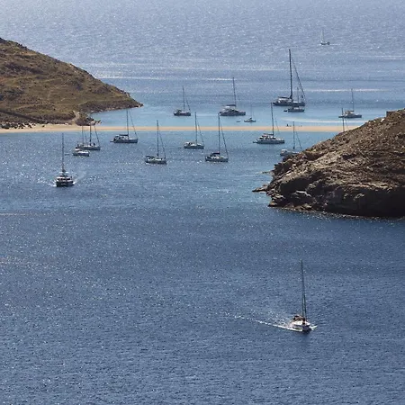 Lägenhetshotell Orias Luxury Kithnos