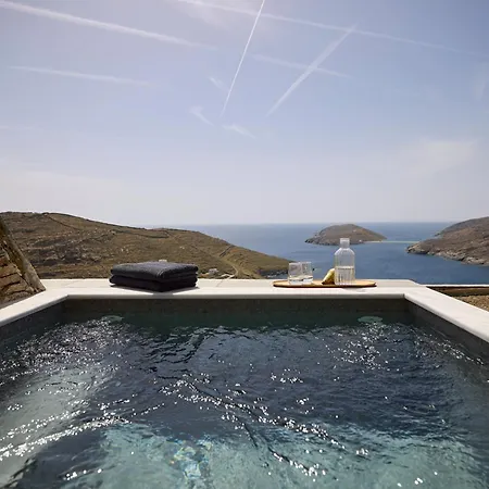 Orias Luxury Lägenhetshotell 4*