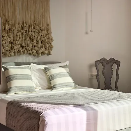 Orias Luxury Aparthotel 4*